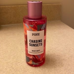 VS pink body mist
